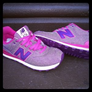 New Balance 574 - Breast Cancer Month Edition
